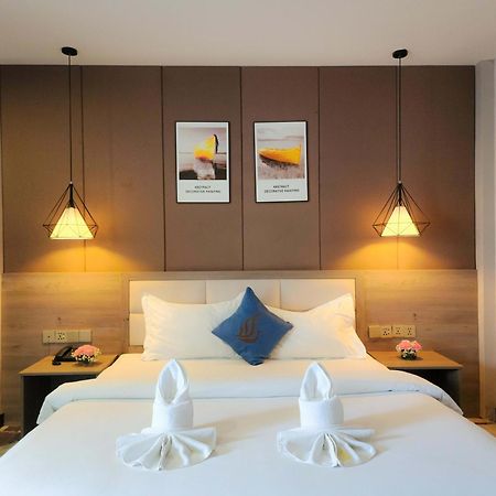 889 Boutique Hotel Phnom Penh Bagian luar foto