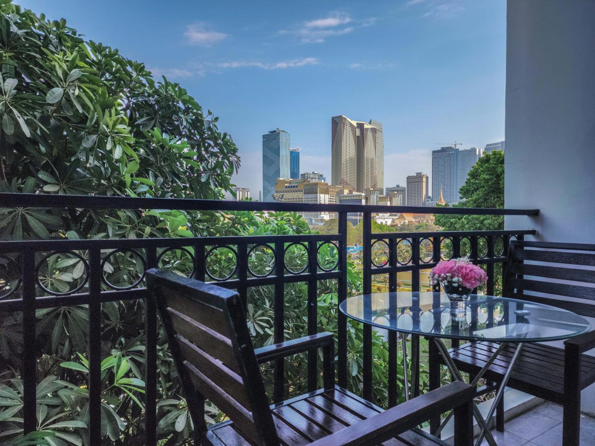 889 Boutique Hotel Phnom Penh Bagian luar foto