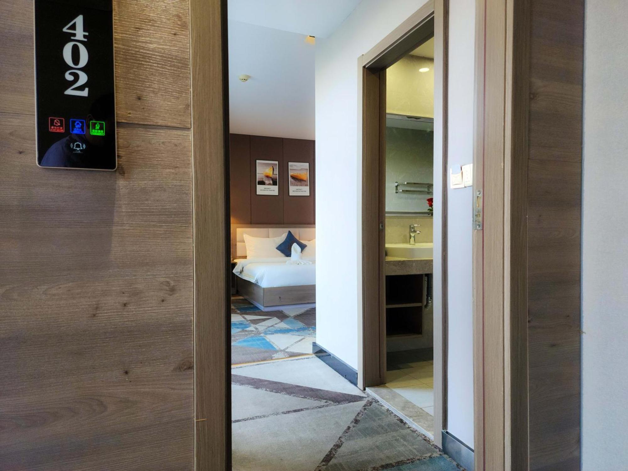 889 Boutique Hotel Phnom Penh Bagian luar foto